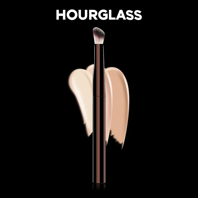 No.19 Vanish Seamless Finish Concealer Brush Ultra Soft Fiber Hair Fashion Design High Quality